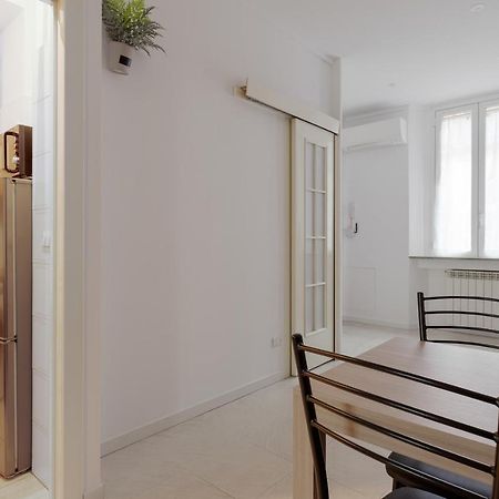 Famagosta M2 Subway Apartment Milan Luaran gambar