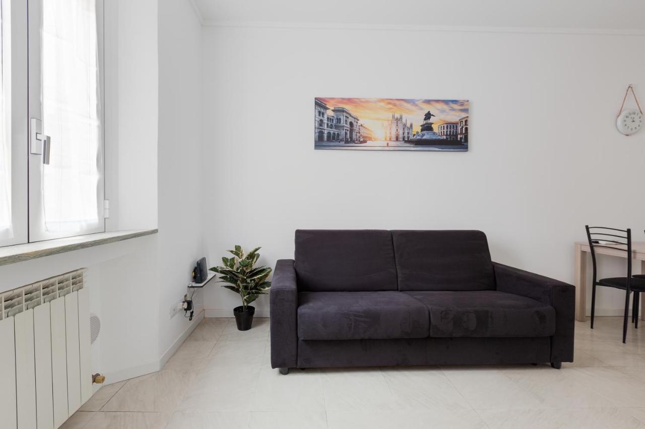 Famagosta M2 Subway Apartment Milan Luaran gambar