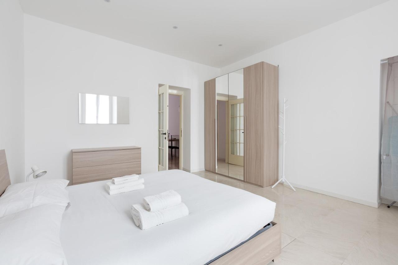 Famagosta M2 Subway Apartment Milan Luaran gambar